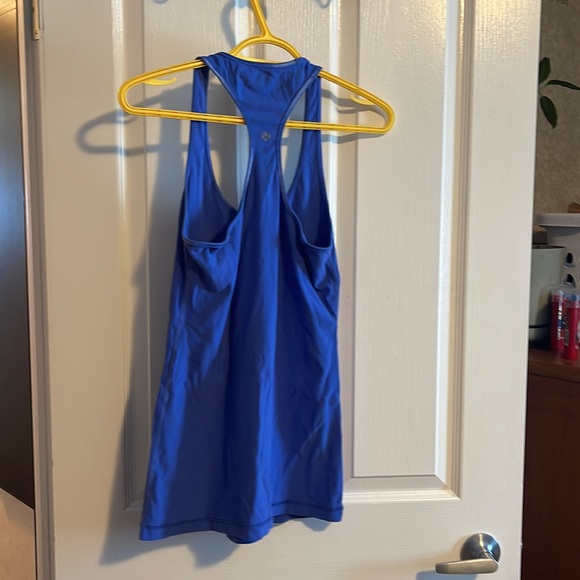 Lululemon reversible tank top - Picture 2 of 3